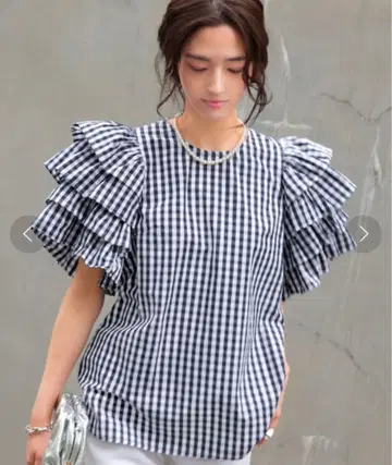 ELFRIR 깅엄 체크 프릴 소매 셔츠
