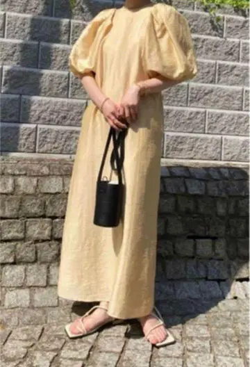 미라오웬 Mila Owen 베이지 퍼프 슬리브 맥시 원피스