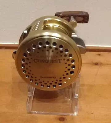 SHIMANO CALCUTTA CONQUEST 400F