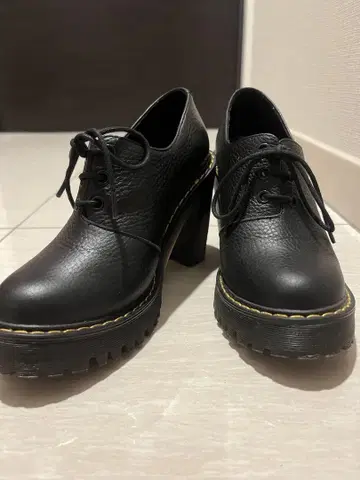 Dr. Martens SALOME II 닥터마틴 3홀