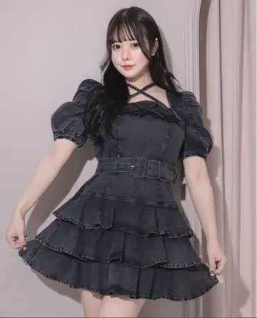 pium 티어드 프릴 미니 원피스 블랙