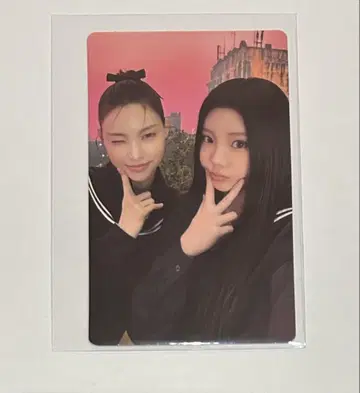 illit bomb 미국 한정 유닛 트레이딩 카드 유나 원희