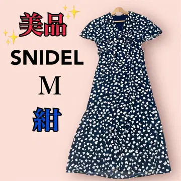 [새상품급] SNIDEL 배리에 케이프 칼라 트렌치 원피스 1 네이비