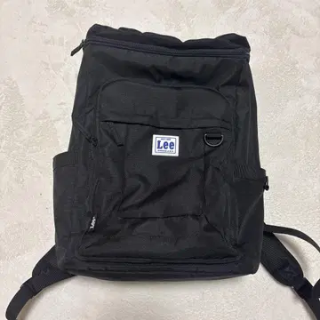 Lee 럭색