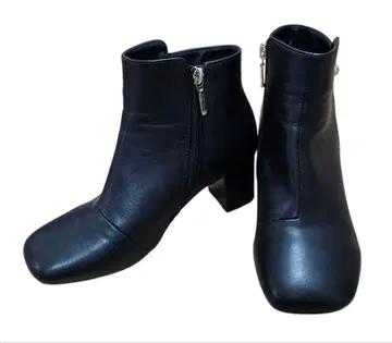 블랙 지퍼 숏 힐 부츠