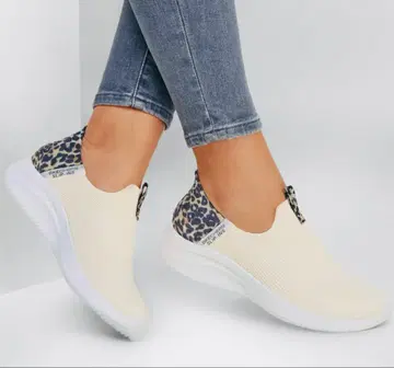 SKECHERS Hands Free Slip-ins 레오파드 24.5