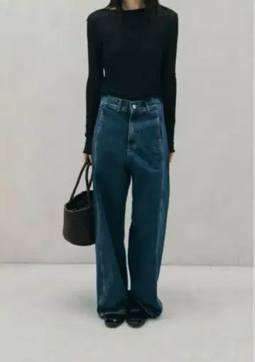OHOTORO Curve Wide Jeans