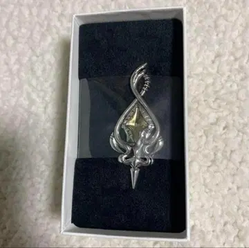 야오토메 가쿠 VARIANT 브로치