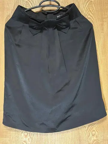 GRAND TABLE 블랙 타이트 스커트 M 사이즈