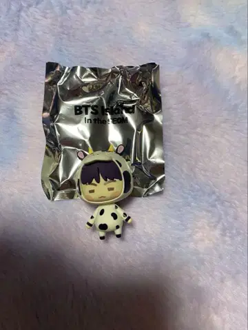 BT21 인더섬 럭드 SUGA