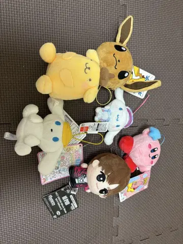 이브이 커비 등의 봉제 인형 세트