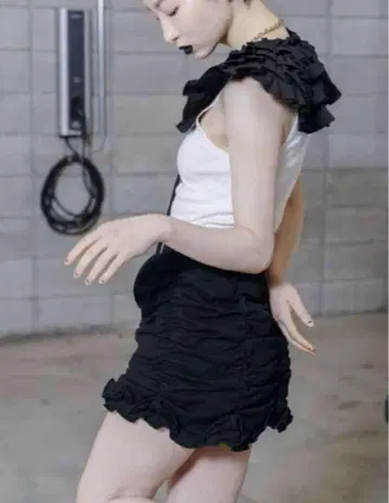Bibiy. 스커트 JESSIE SWEAT SKIRT