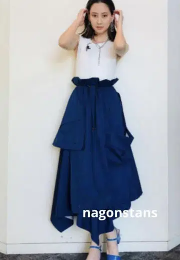 새상품 택 포함 nagonstans 스커트 네이비