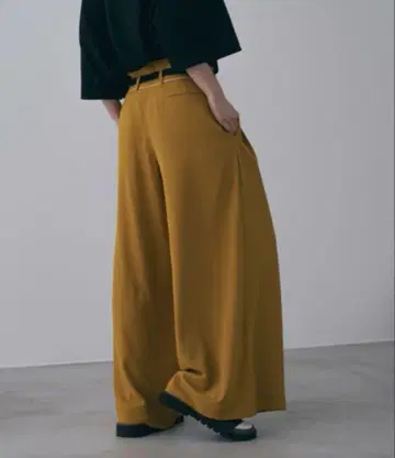 shiki tokyo 파이핑 와이드 플레어 팬츠
