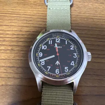Timex 아날로그 시계 블랙/카키