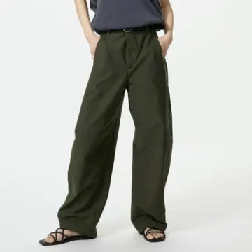 유니클로 저지 배럴 레그 팬츠 L 카키 UNIQLO