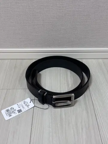 다케오 키쿠치 소가죽 벨트
