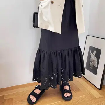 [미품] 스픽 앤 스팬 코튼 자수 롱 스커트 A라인