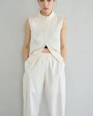 enof pear skin vest ecru 미사용 새상품