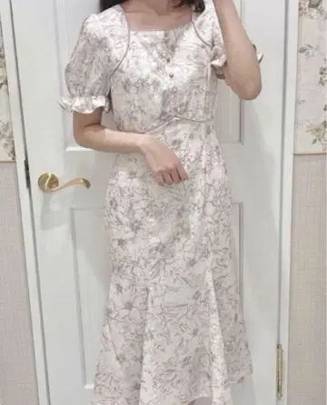 evelyn 에블린 꽃무늬 롱 원피스 머메이드 원피스
