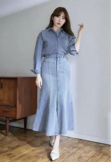 새상품급 하립투 Mermaid Slit Denim Skirt