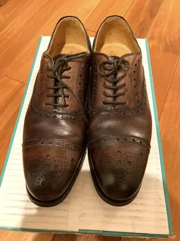 브라운 가죽 신발 영국제 26-26.5cm
