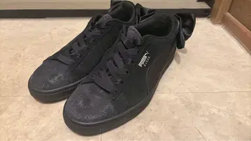 PUMA 스니커즈