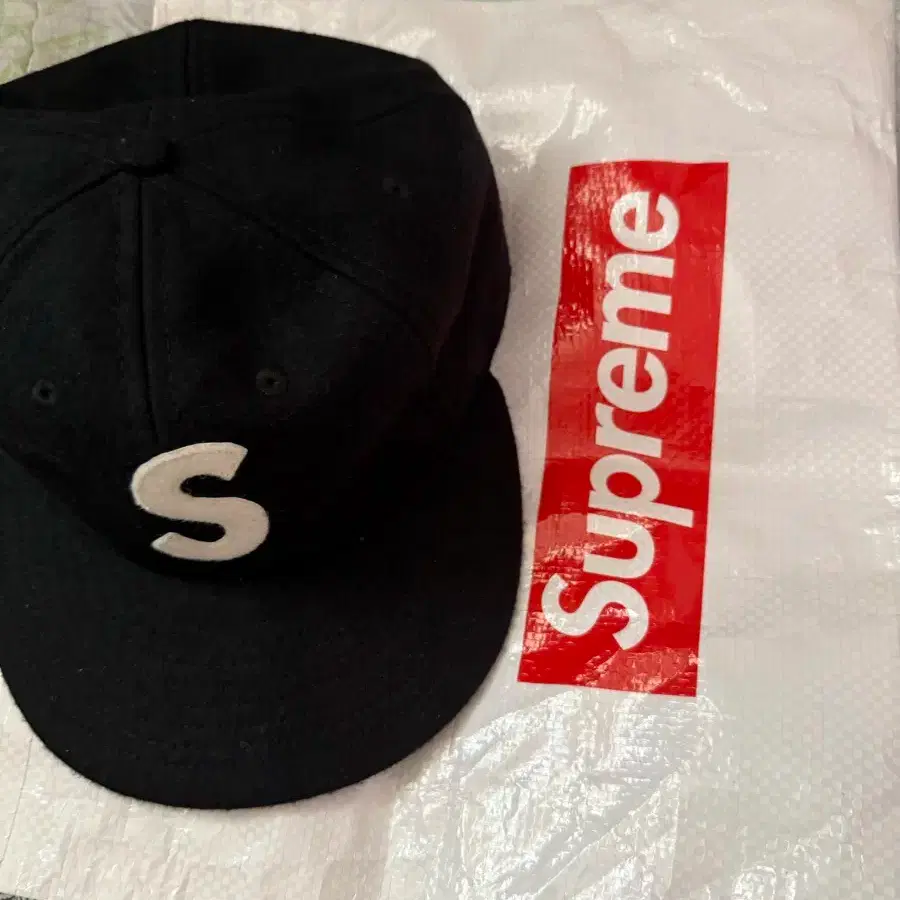 Supreme Wool S Logo 6-Panel ブラック 17aw Supreme Wool S Logo 6-panel Cap Black 黒 新品 正規品 17aw