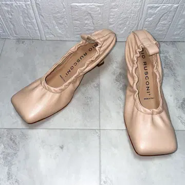 FABIO RUSCONI 핑크 베이지 스퀘어토 발레 슈즈 23.5cm