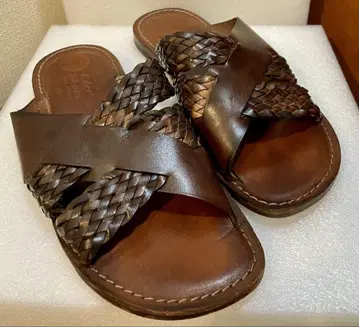 EDER SHOES 에더 슈즈 브라운 가죽 뜨개질 샌들 이탈리아제