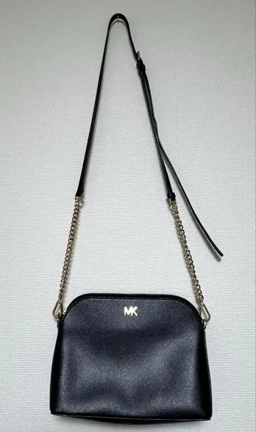 MK 마이클코어스 블랙 숄더백