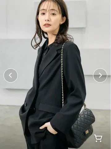 퀼팅 체인 숄더