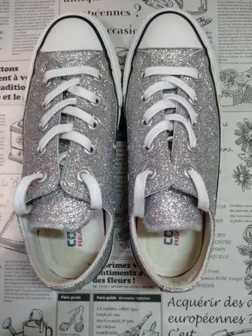 CONVERSE REACT 실버 글리터 스니커즈