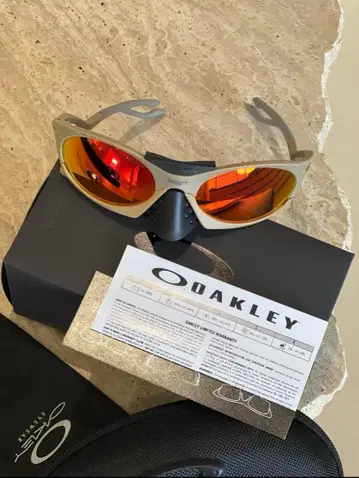 Oakley PLANTARIS Matte