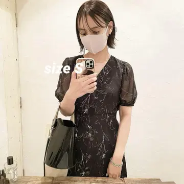 라그나문 꽃무늬 원피스 블랙 S 사이즈