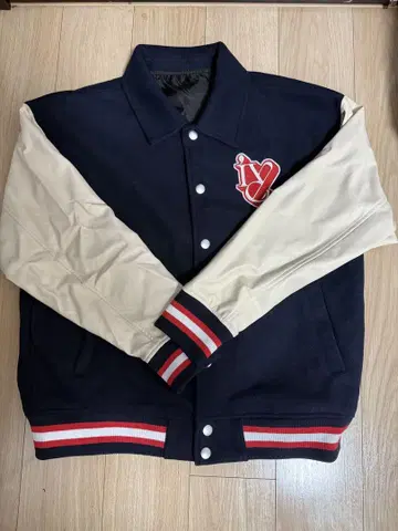 IVE SHOW WHAT I HAVE 바시티 자켓 L 사이즈