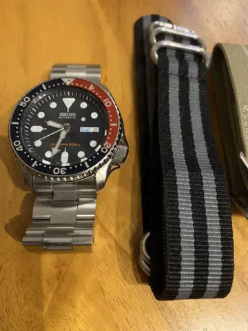 SEIKO 네이비 보이