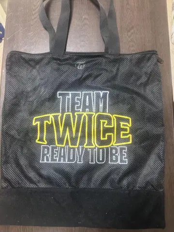 Twice ready to be 메쉬 토트백