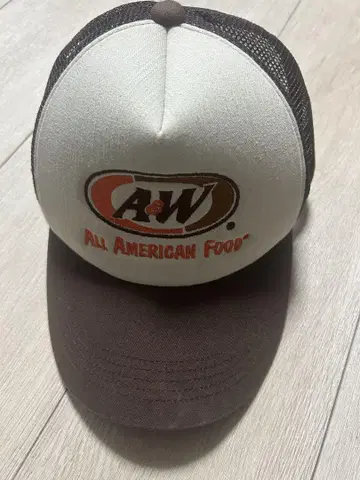 A&W 메쉬 캡 브라운