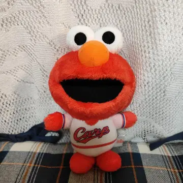 Sesame Street x 히로시마 도요카프 봉제 인형 키체인 엘모