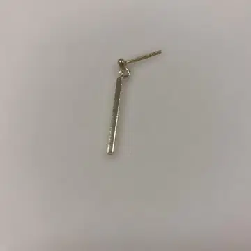 실버 스트레이트 바 한쪽 귀걸이