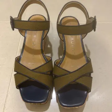 파비오 루스콘 웨지 샌들