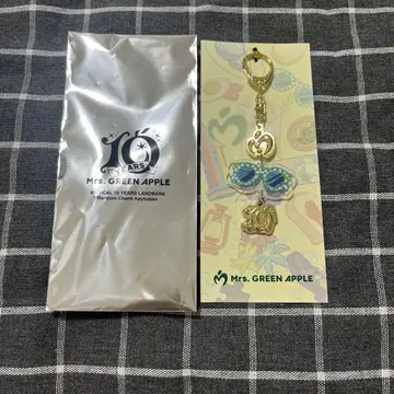 Mrs.GREEN APPLE 미세스 팝업 참 키링
