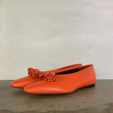 미사용 새상품 LAURENCE 플랫슈즈 (25cm)
