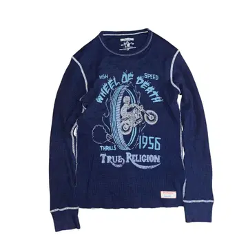 Rare True Religion Waffle Design Sleeves