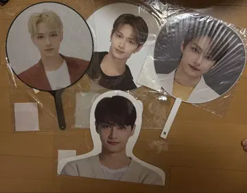 SEVENTEEN's HOME 포토 행거 부채 준