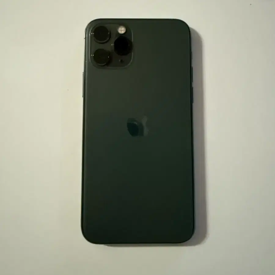 APPLE | 애플 iPhone 11 Pro Green 64GB on Bunjang Global Site.
