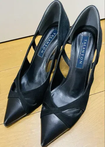 TALANTON 블랙 하이힐