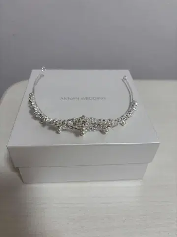 ANNAN WEDDING 티아라