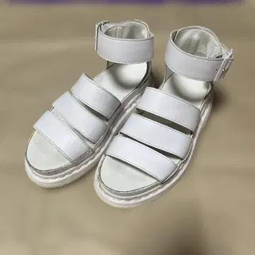 Dr. Martens 클라리사 화이트 샌들 23cm UK4